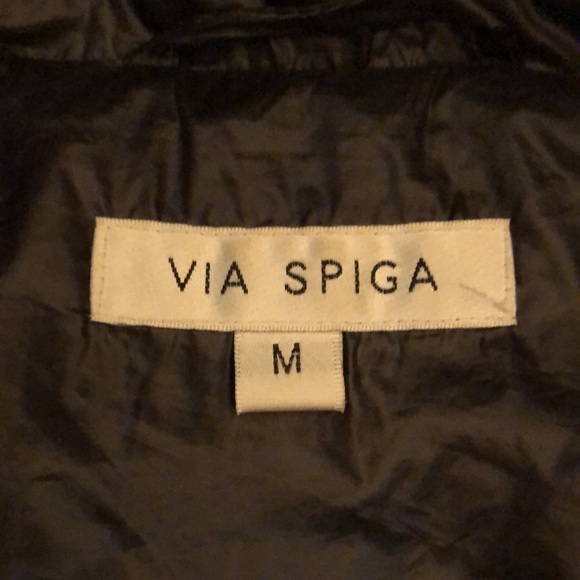 Via Spiga Quilted Down Coat with zip detachable hood. - Picture 4 of 7
